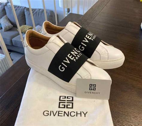 givenchy low sneaker sizing|does Givenchy shoes run small.